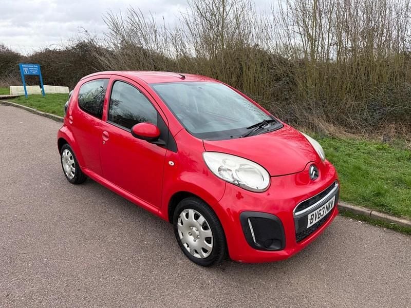 Used Citroën C1 VTR Sport 68 HP (50 kW) 2013 Red Hatchback