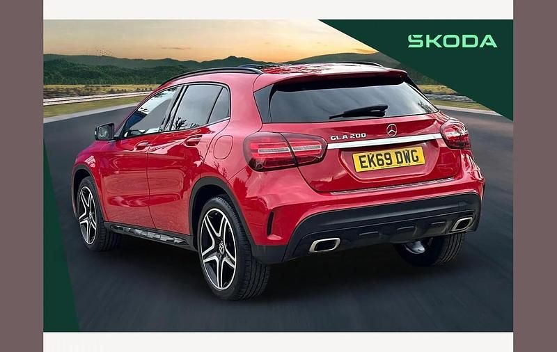 Used Mercedes GLA200 AMG line 156 HP (114 kW) 2019 Red SUV