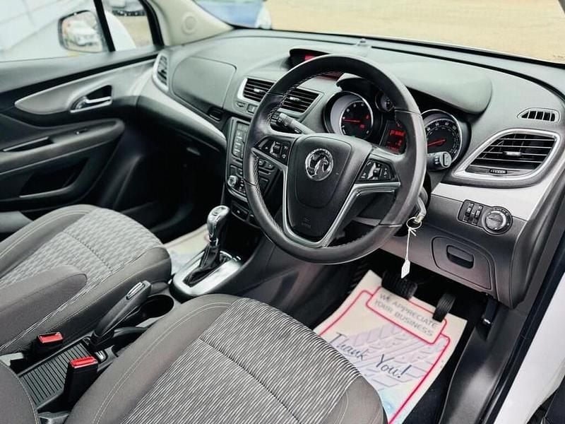 Used Vauxhall Mokka 140 HP (102 kW) 2015 White SUV