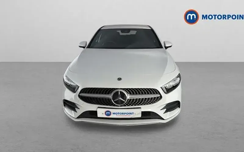 Used Mercedes A250 Executive 218 HP (160 kW) 2021 White Hatchback