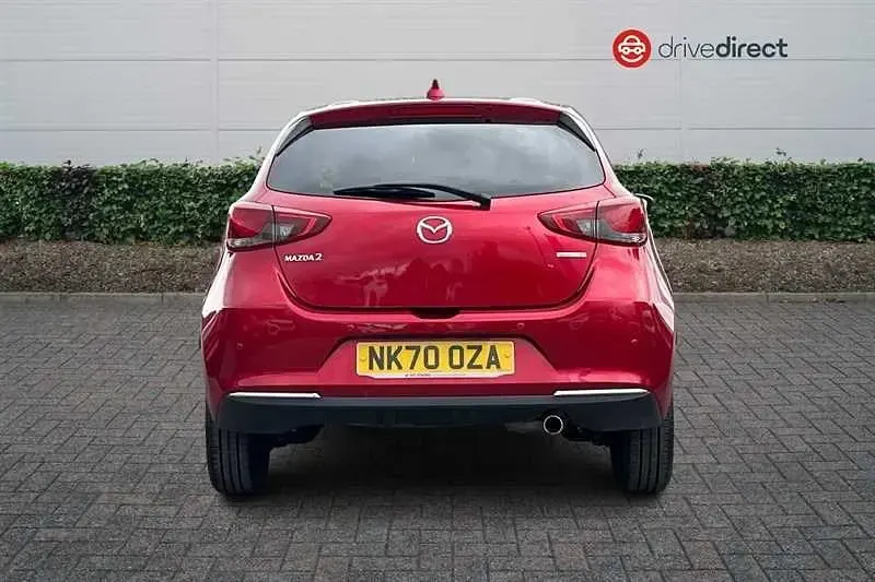 Używany Mazda 2 Inclusive 2020 Czerwony Hatchback