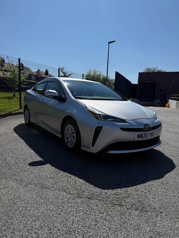Used Toyota Prius 2025 Silver Hatchback