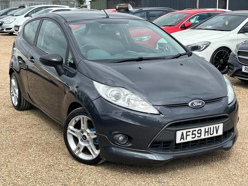 Grey Used 2009 Ford Fiesta Zetec Hatchback | £1,750 (Fair price) - Image 1/4