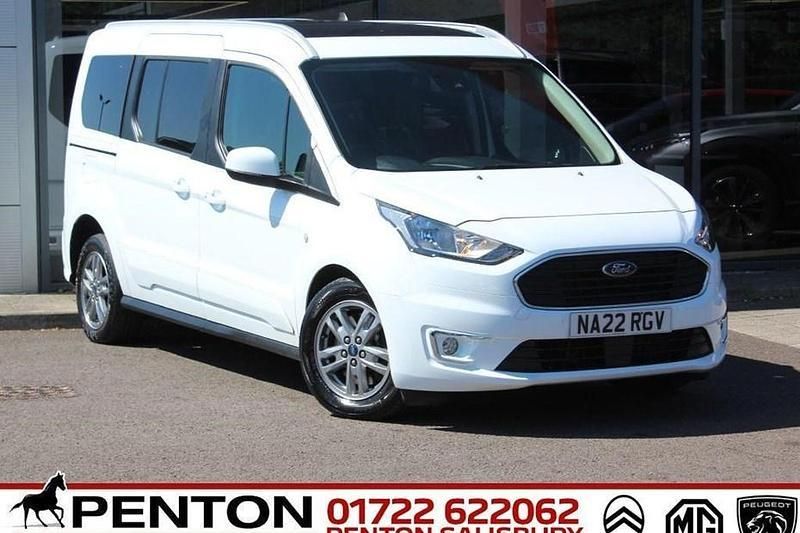 White Used 2022 Ford Grand Tourneo Connect Titanium MPV | £16,990 (Fair price) - Image 1/1