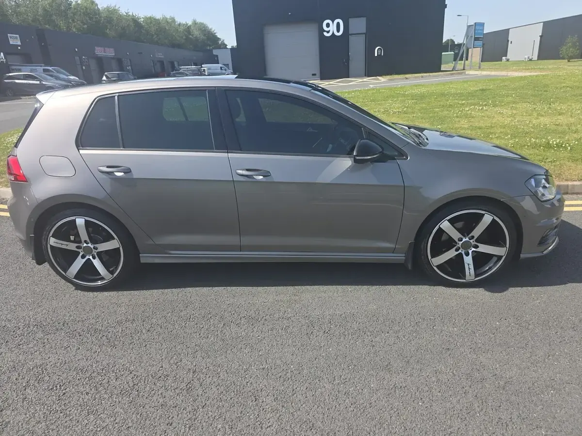 Used VW Golf VII R-line Edition 150 HP (110 kW) 2017 Grey Hatchback