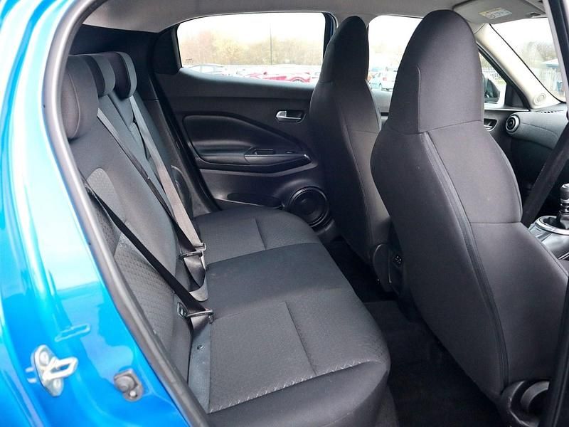 Used Nissan Juke Acenta Premium 117 HP (86 kW) 2024 Blue SUV