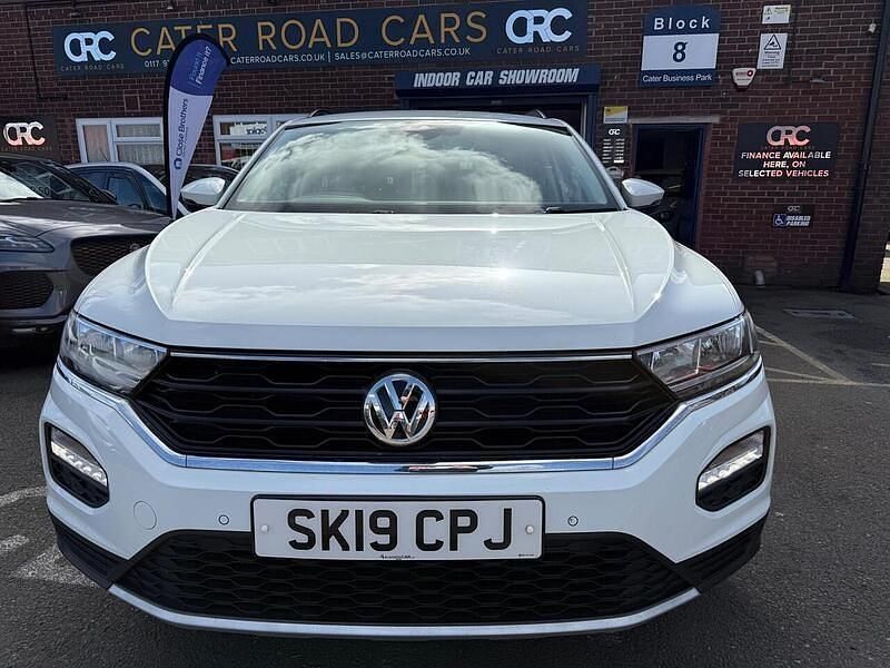 Used VW T-Roc SE 115 HP (84 kW) 2019 White SUV