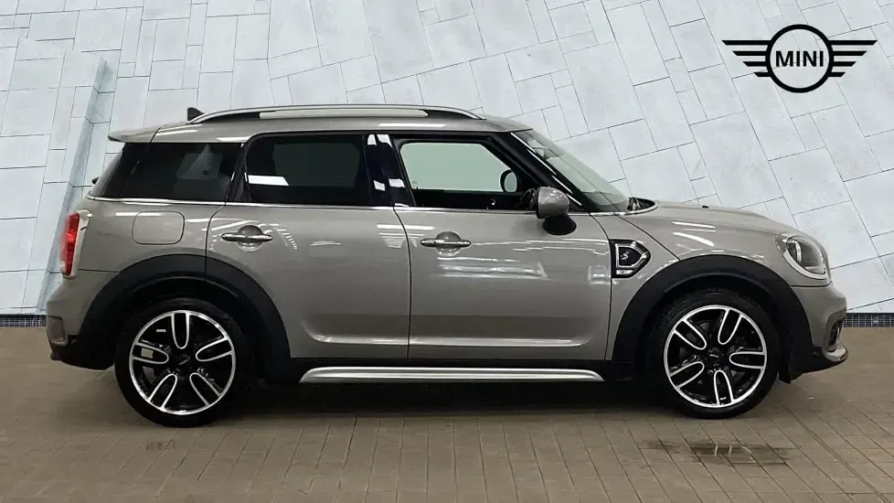 Used Mini Cooper S Countryman Sport 192 HP (141 kW) 2019 Silver SUV