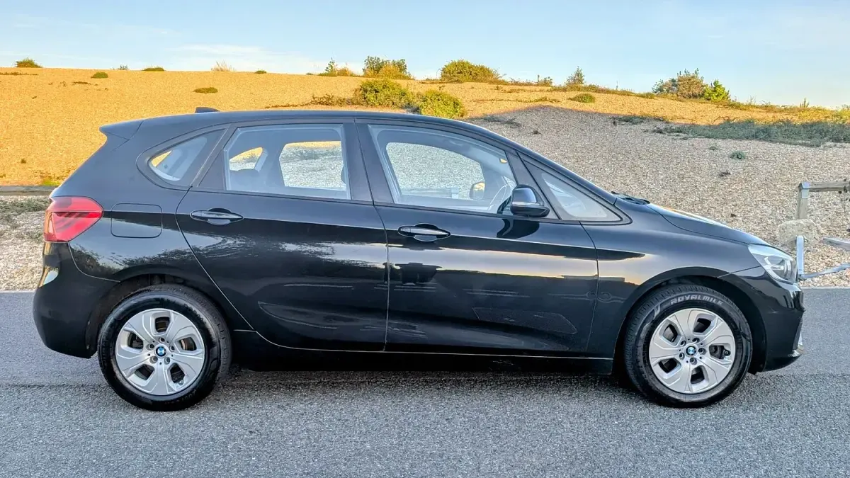 Used BMW 216 116 HP (85 kW) 2018 Black Hatchback