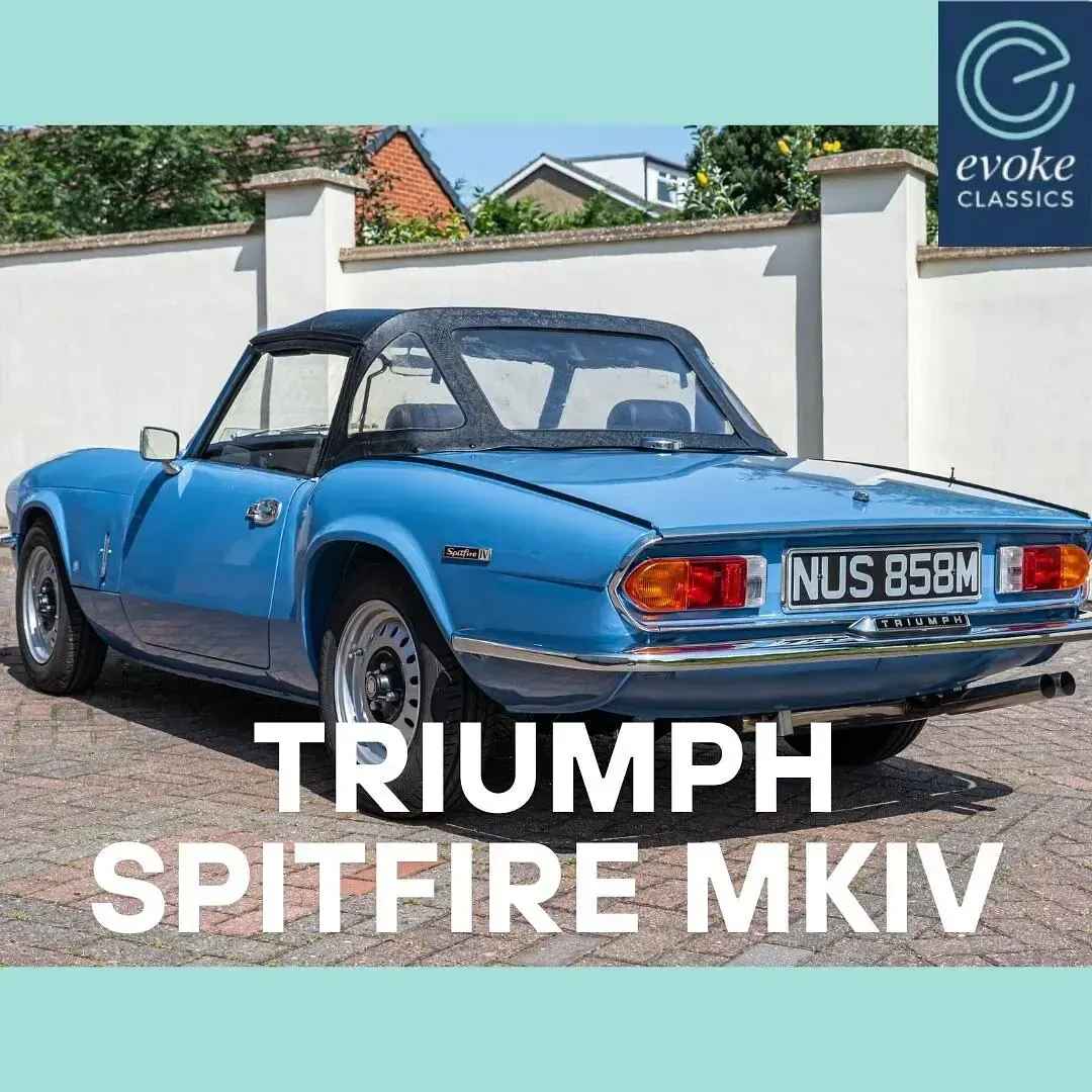 Used Triumph Spitfire 75 HP (55 kW) 1973 Blue Cabriolet