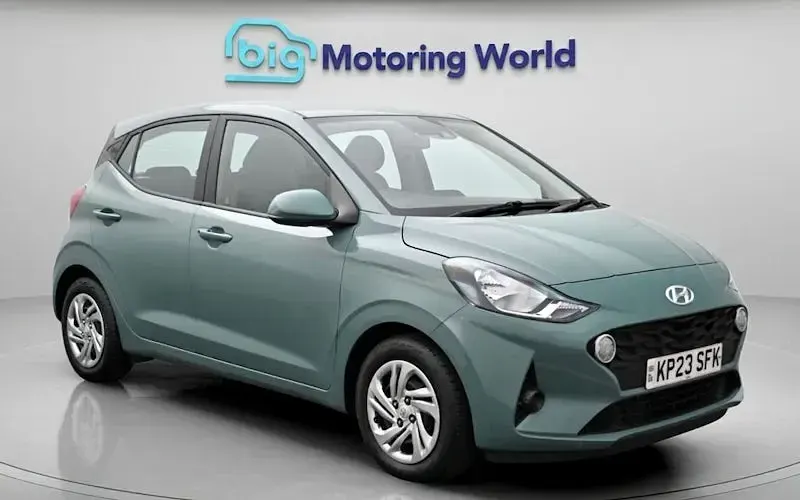 Used Hyundai i10 SE 67 HP (49 kW) 2022 Hatchback