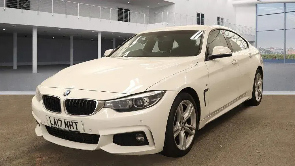 Begagnad BMW 420 M Sport 190 HK (139 kW) 2017 Vit Sportkupé