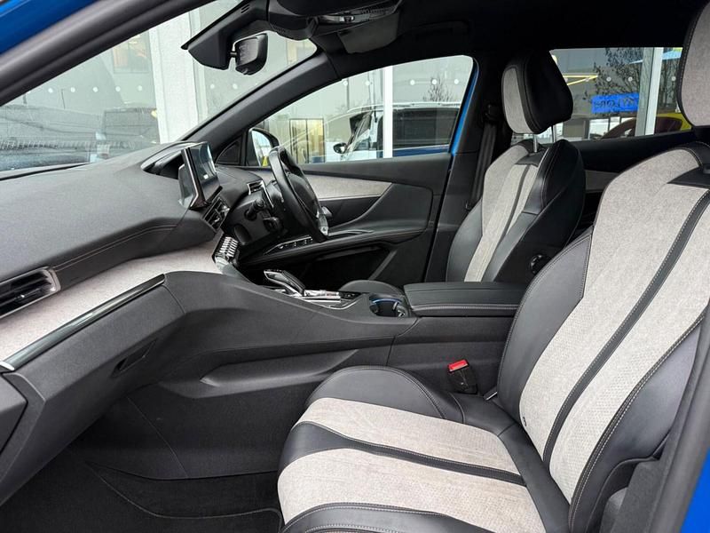 Used Peugeot 3008 Premium 300 HP (220 kW) 2021 Blue SUV