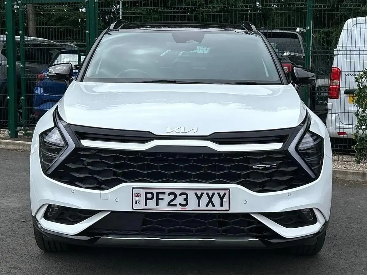 Used Kia Sportage GT-Line S 226 HP (166 kW) 2023 White SUV