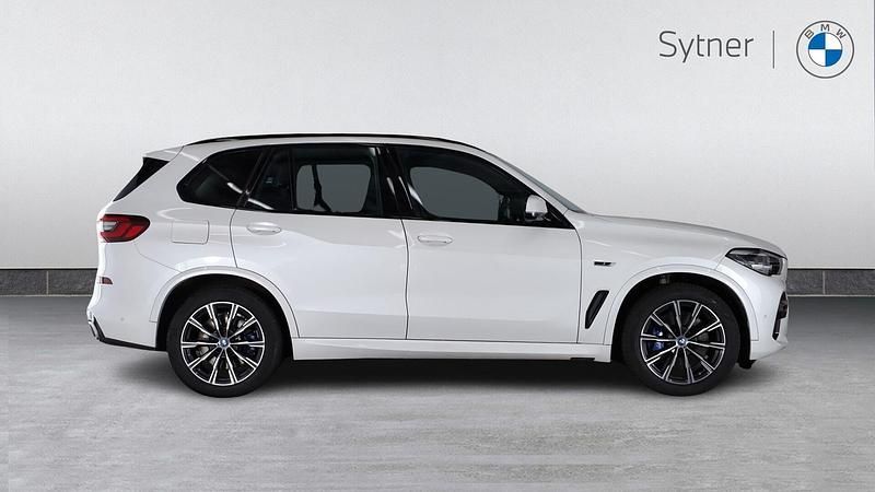 Used BMW X5 M Sport 389 HP (286 kW) 2022 White SUV
