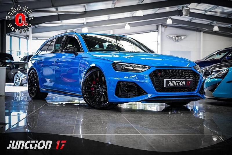 Used Audi RS4 Business 450 HP (330 kW) 2020 Blue Estate