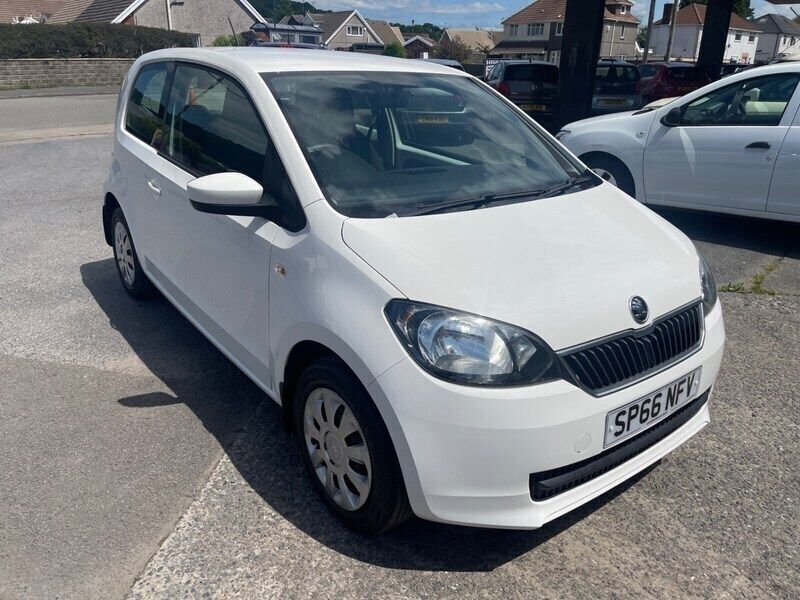 White Used 2016 Skoda Citigo SE Hatchback | £4,995 (Fair price) - Image 1/4
