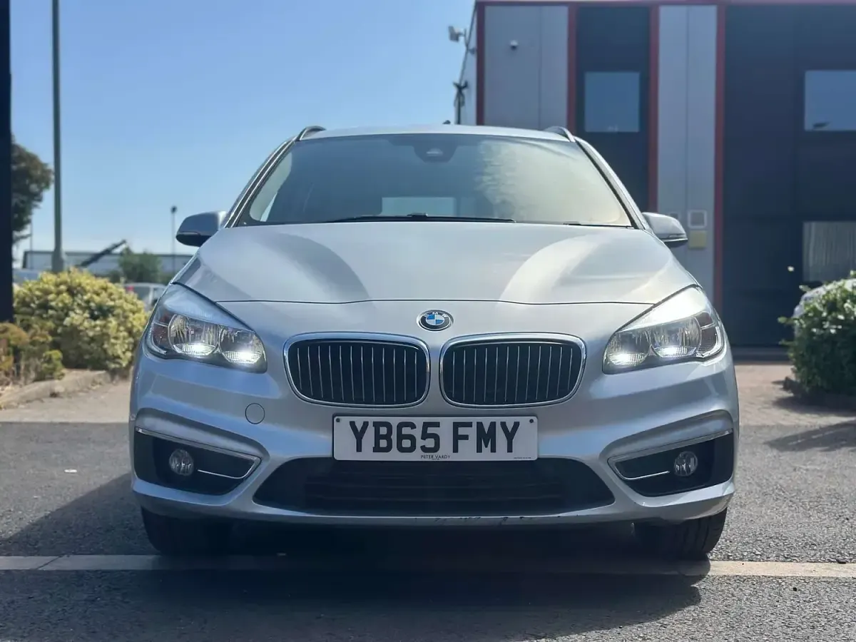 Used BMW 218 Luxury Line 2015 Silver Estate