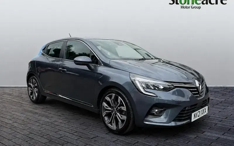 Used Renault Clio Version S 90 HP (66 kW) 2021 Hatchback