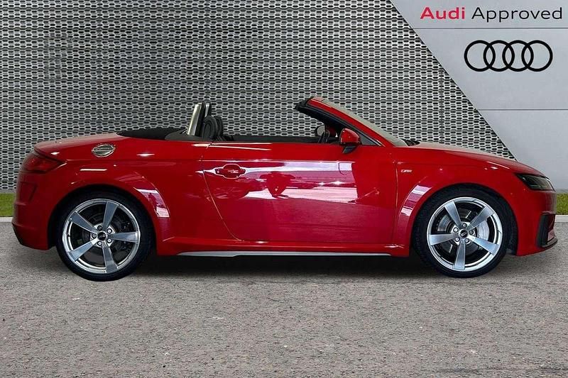 Used Audi TT Roadster S-Line 245 HP (180 kW) 2022 Red Cabriolet