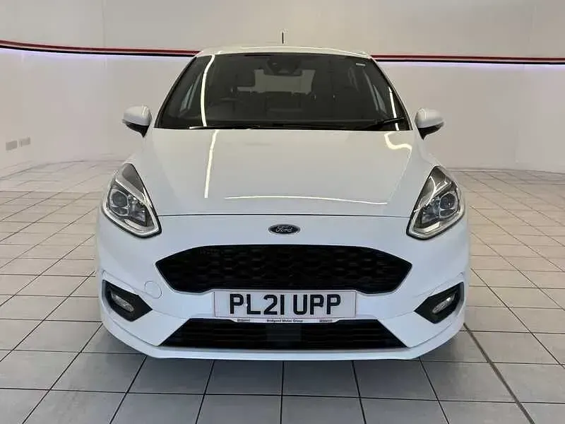 Used Ford Fiesta ST-Line 95 HP (69 kW) 2021 White Hatchback