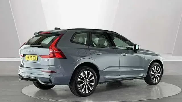 Usado Volvo XC60 Plus 247 HP (181 kW) 2024 SUV