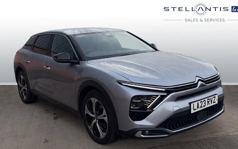Used 2023 Citroën C5 X PureTech Estate | £13,539 (Fair price) - Image 1/4