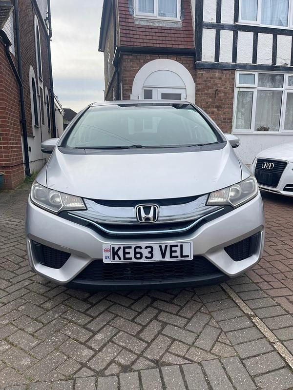 Used Honda Jazz Hybrid 122 HP (89 kW) 2026 Silver Hatchback