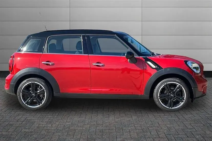 Used Mini Cooper S Countryman Chili 143 HP (105 kW) 2016 Unknown SUV