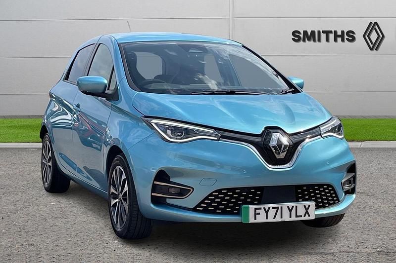 Celadon blue Used 2021 Renault Rapid GT-Line Hatchback | £8,690 (Fair price) - Image 1/1