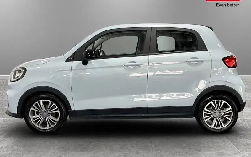 Used Leapmotor T03 69 kW (95 HP) 2026 Hatchback
