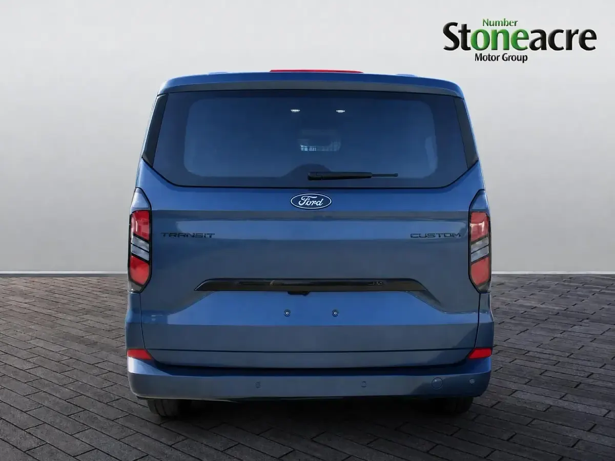 New Ford Transit Custom Limited 136 HP (100 kW) 2026 Blue Van