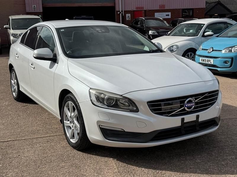 Used Volvo S60 2015 White Sedan
