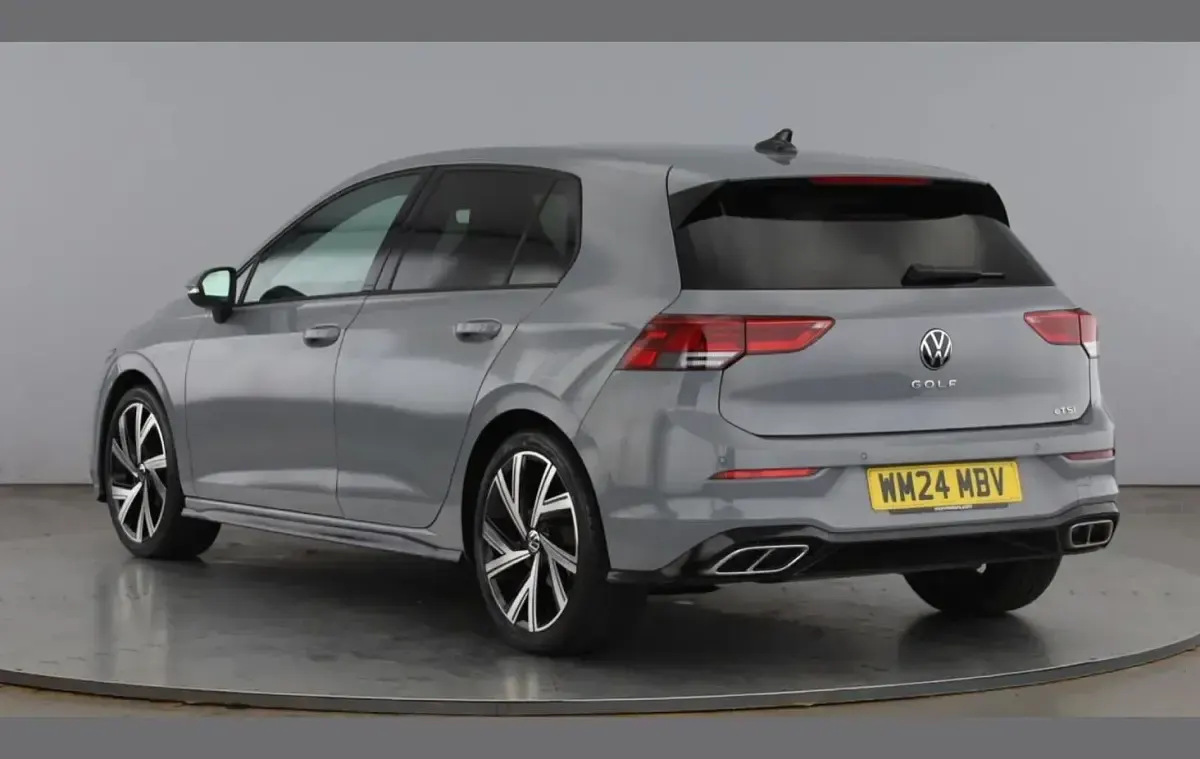 Used VW Golf VIII R-line 147 HP (108 kW) 2024 Grey Hatchback