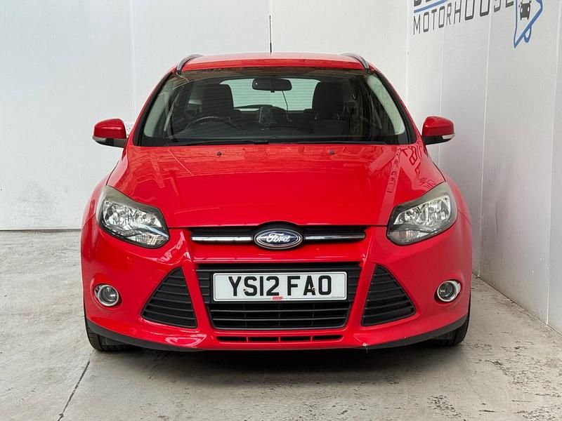 Used Ford Focus Zetec 2012 Red Estate