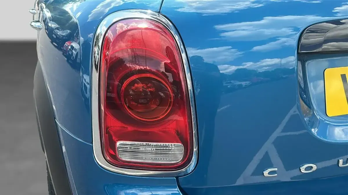 Used Mini Cooper S Countryman 189 HP (139 kW) 2017 Blue SUV