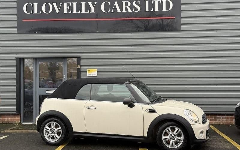 Used Mini ONE 98 HP (72 kW) 2015 Hatchback