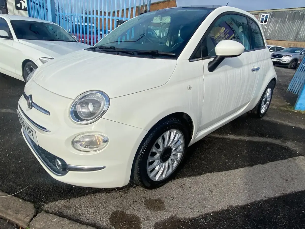 Usado Fiat 500 Lounge 2016 Blanco Utilitario