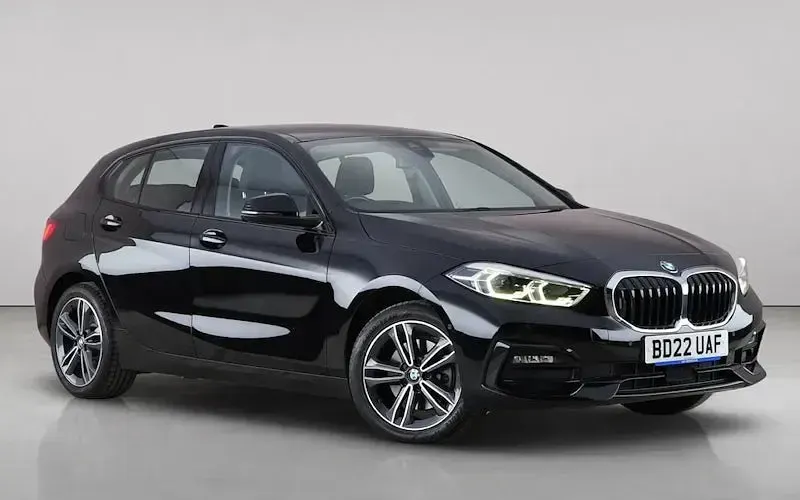 Used BMW 118 Sport Line 136 HP (100 kW) 2024 Hatchback
