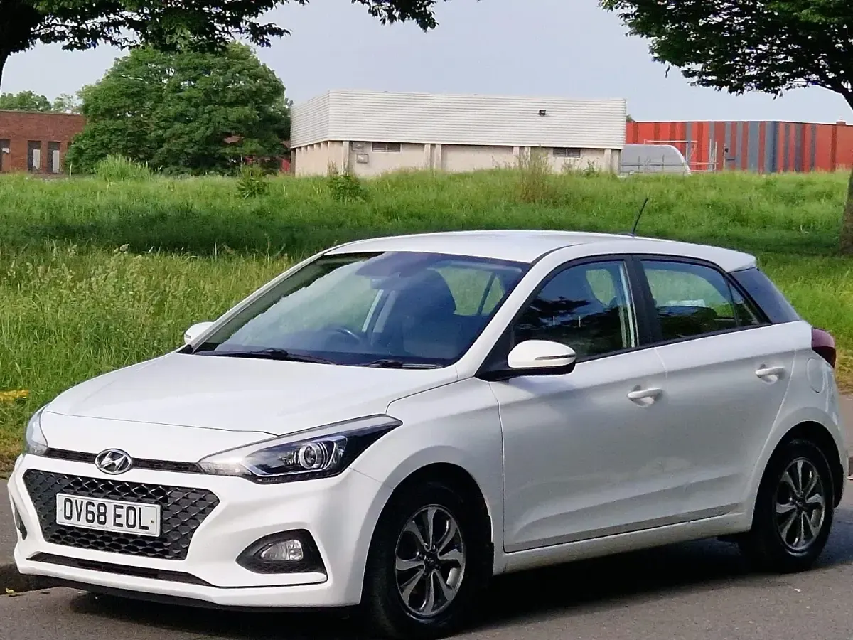 Used Hyundai i20 SE 2018 White Hatchback