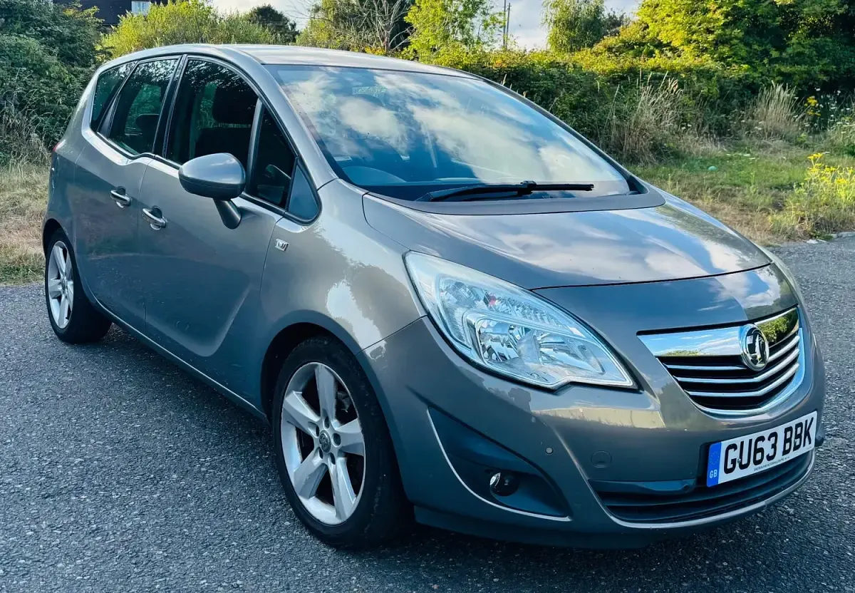 Used Vauxhall Meriva 2013 Brown MPV