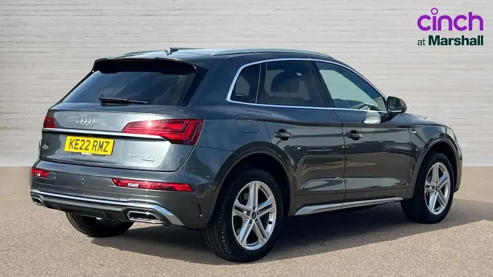 Used Audi Q5 S-Line 299 HP (219 kW) 2022 Grey SUV