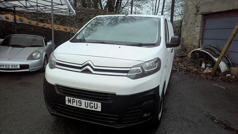 Used Citroën Dispatch 2019 White MPV