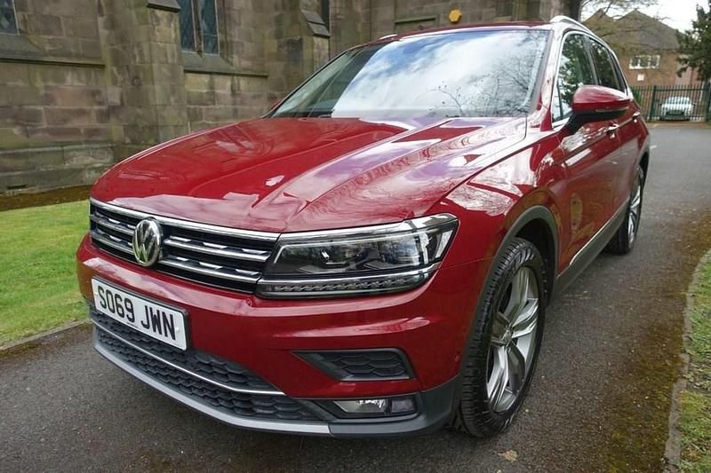 Used VW Tiguan SEL 190 HP (139 kW) 2019 Red SUV