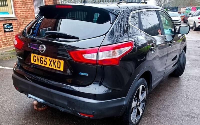 Used Nissan Qashqai N-TEC 110 HP (80 kW) 2015 Black SUV
