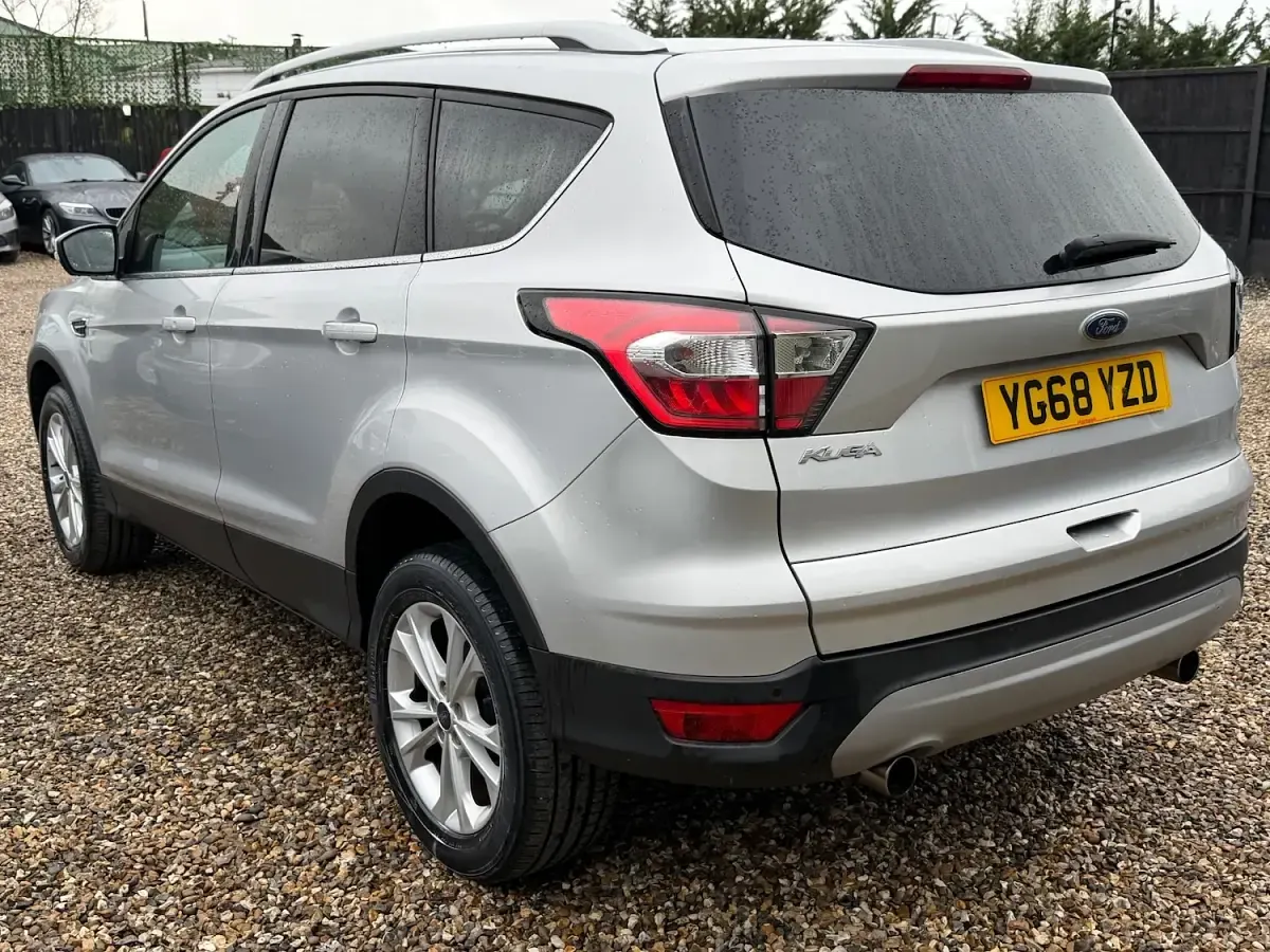 Used Ford Kuga Titanium 120 HP (88 kW) 2018 Silver SUV