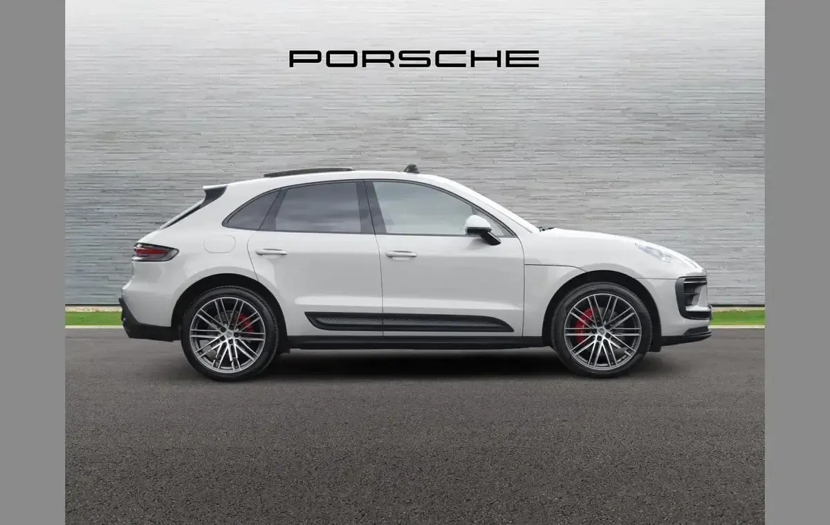 Used Porsche Macan 374 HP (275 kW) 2023 Grey SUV