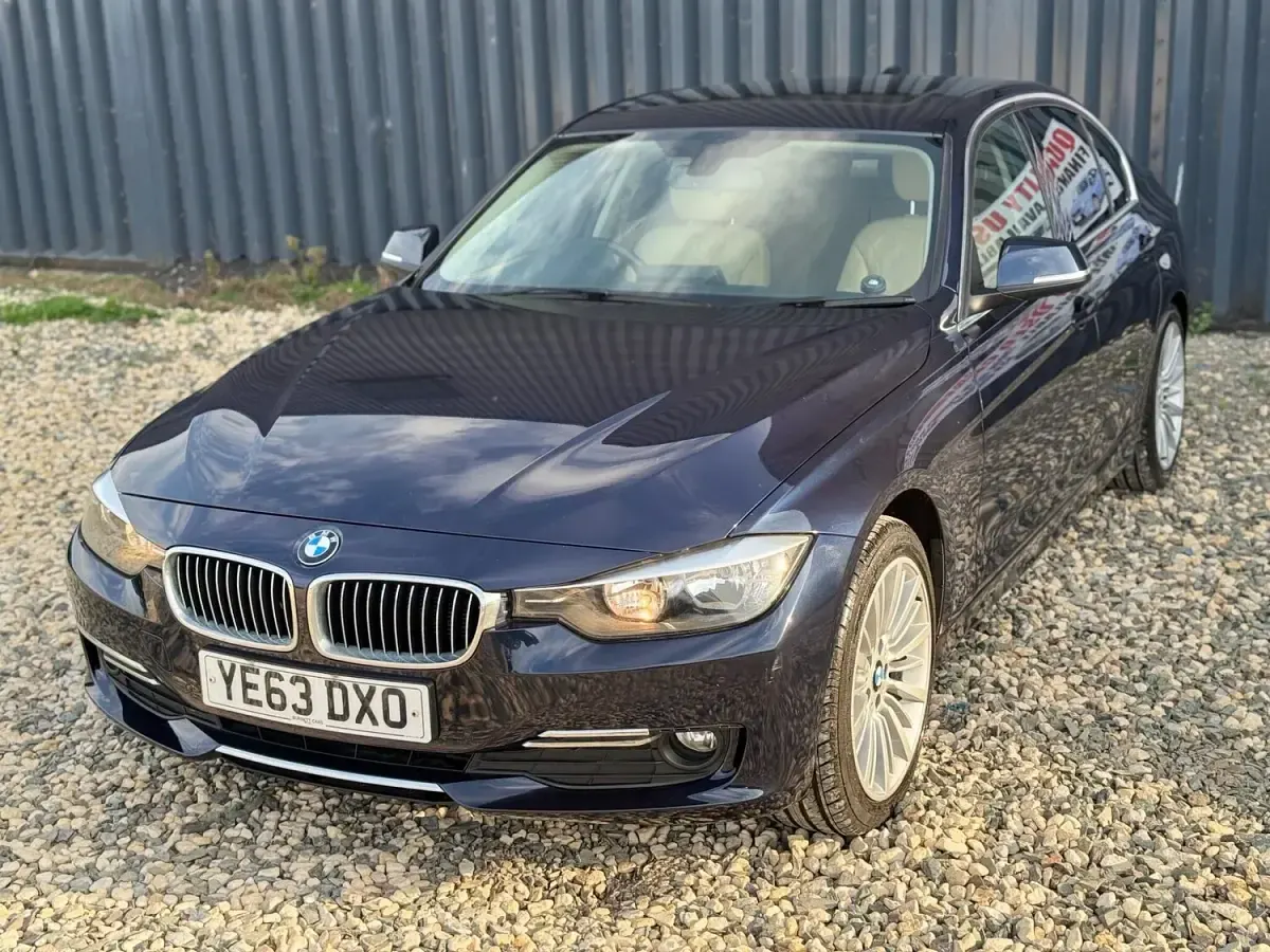 Used BMW 320 Luxury Line 181 HP (133 kW) 2013 Blue Sedan