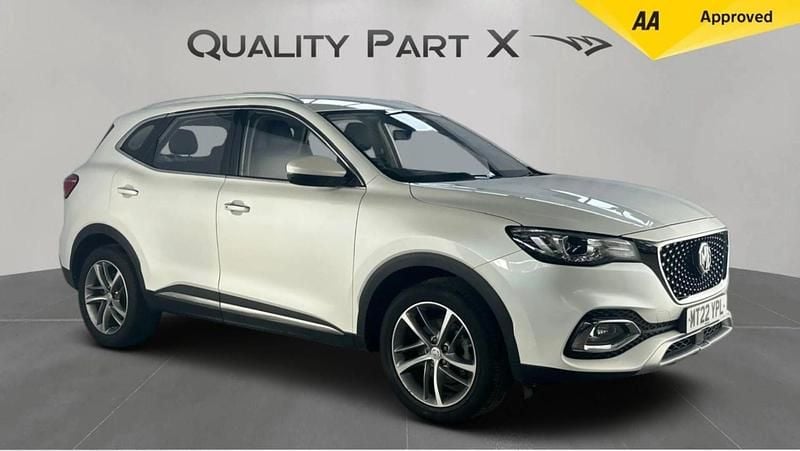 White Used 2022 MG HS Excite SUV | £12,190 (Fair price) - Image 1/4