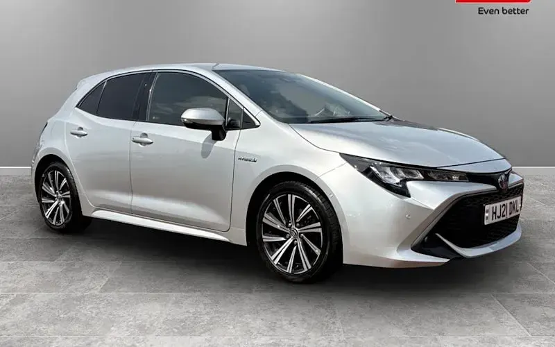 Used Toyota Corolla Design 122 HP (89 kW) 2022 Hatchback